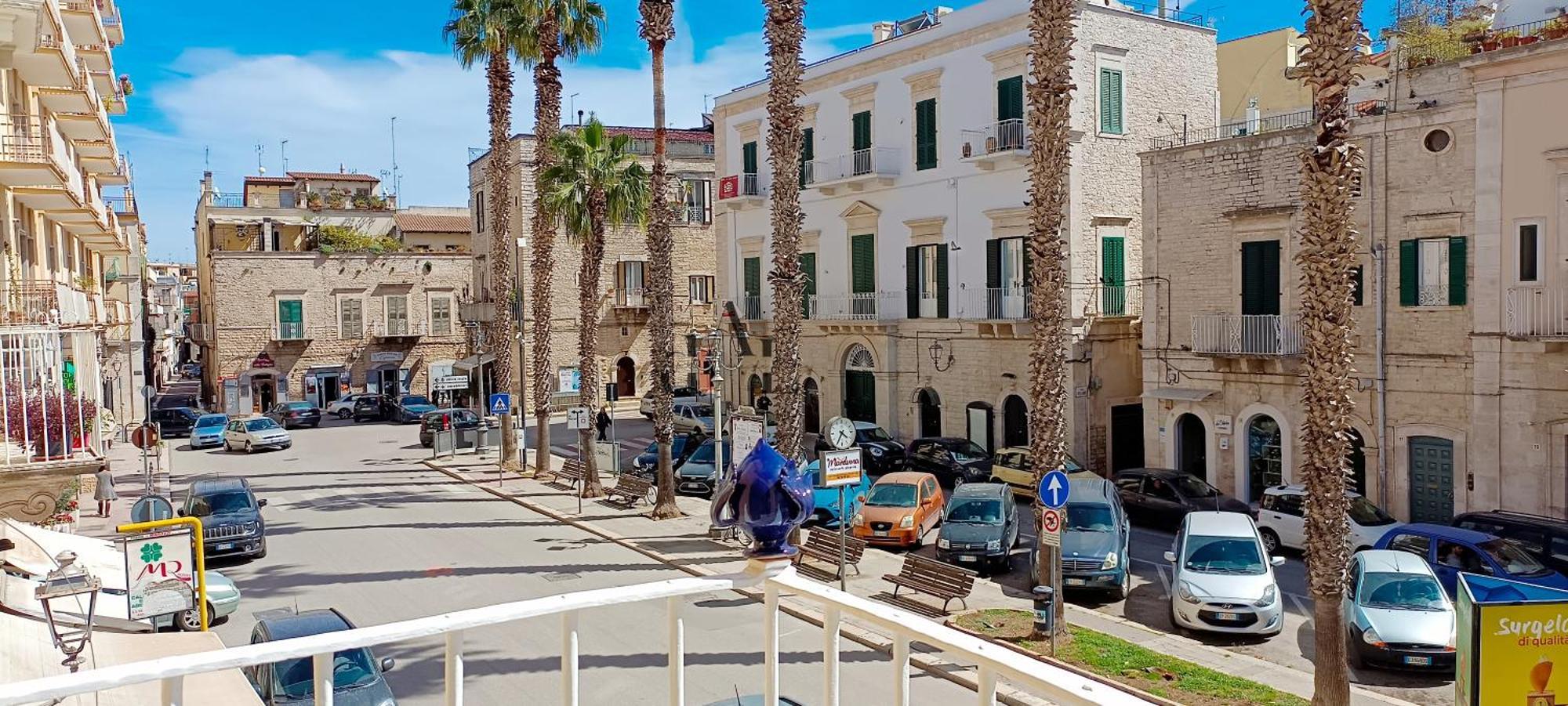 De Lucia Affittacamere - Elegante Appartamento Storico Nel Cuore Della Citta Terlizzi Kültér fotó
